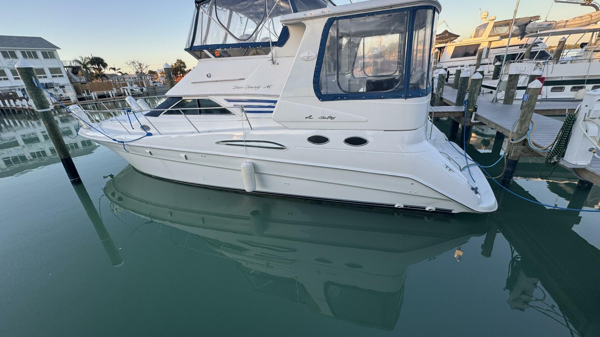 Sea Ray-420 Aft Cabin 2000-Tiny Dancer Englewood-Florida-United States-Port Side Profile-5936013 | Thumbnail