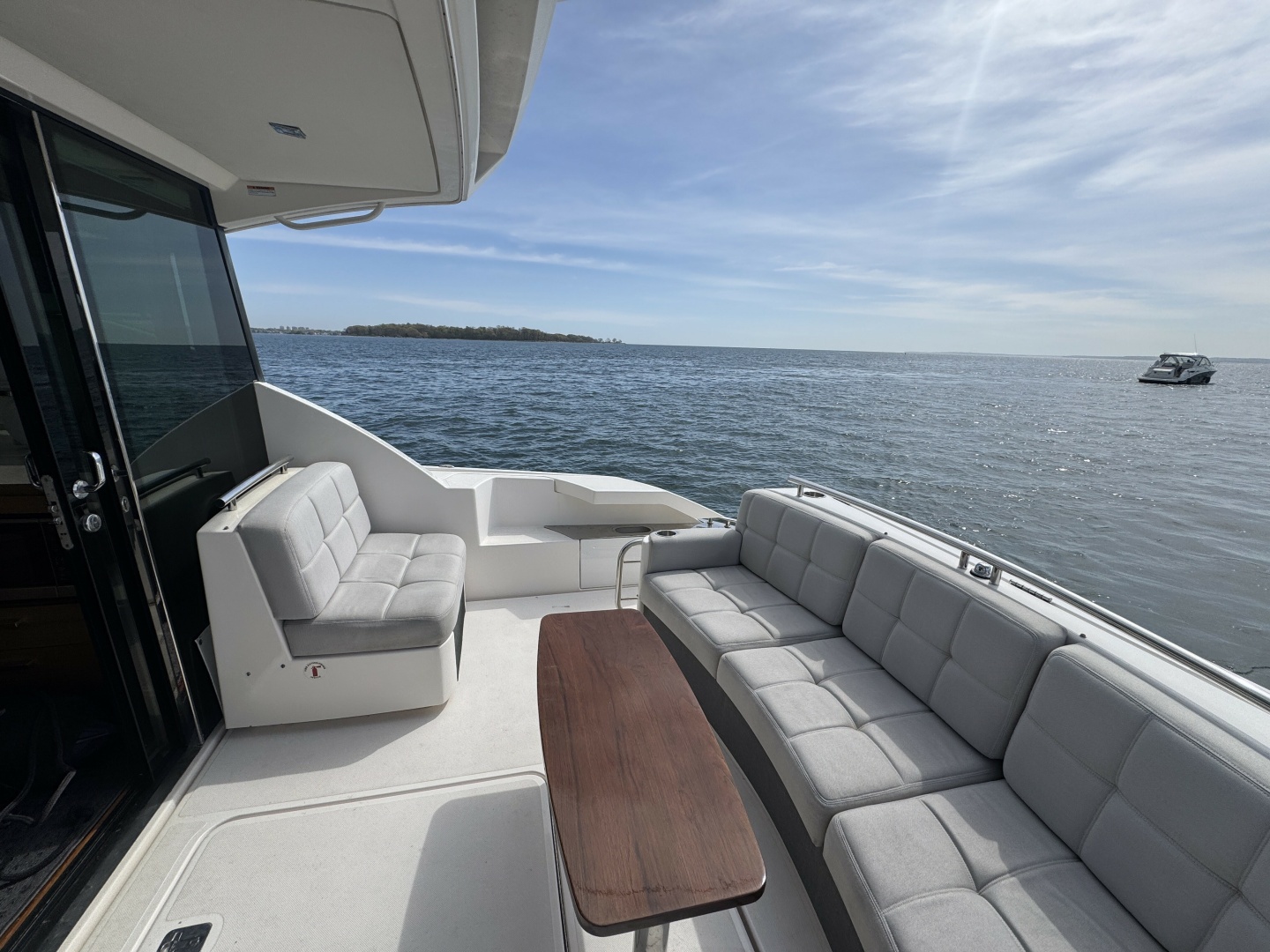 Tiara Yachts-C44 Coupe 2016 -Greenwich-Connecticut-United States-6070787 | Thumbnail