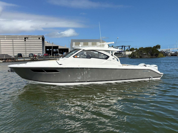 Pursuit-365 DC 2020-Famille Fort Pierce-Florida-United States-5939548