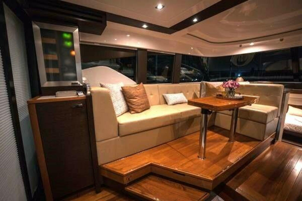 Tiara Yachts-44 Coupe 2016-NO AGENDA Westbrook-Connecticut-United States-Tiara 44 NO AGENDA  Salon Seating-5931540