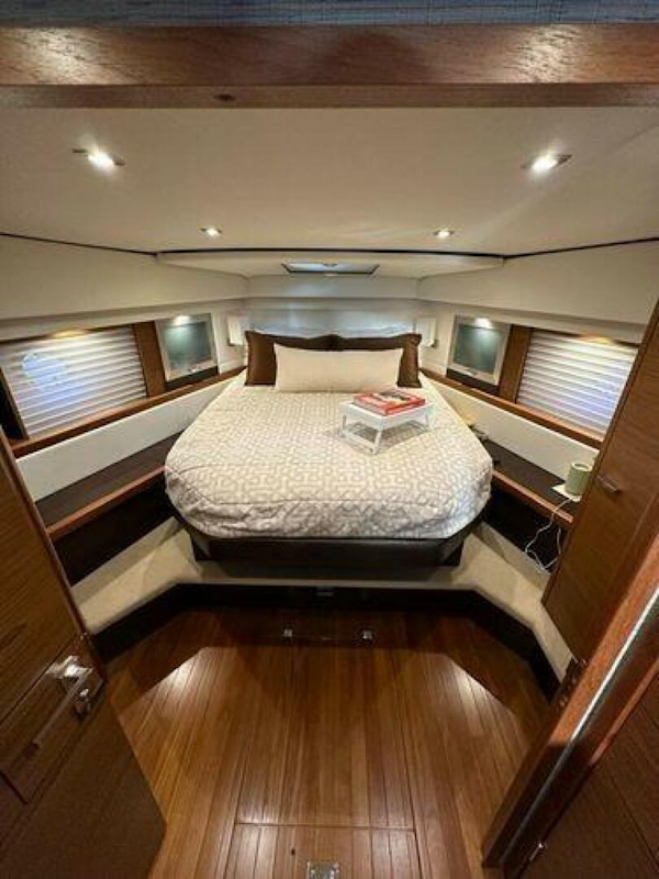 Tiara Yachts-44 Coupe 2016-NO AGENDA Westbrook-Connecticut-United States-Tiara 44 NO AGENDA   Forward Stateroom-5931526