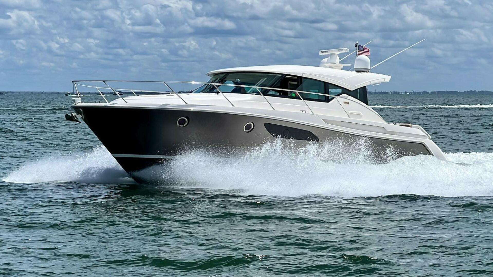 Tiara Yachts-44 Coupe 2016-NO AGENDA Westbrook-Connecticut-United States-Tiara 44 NO AGENDA   Running Shot-5931538 | Thumbnail