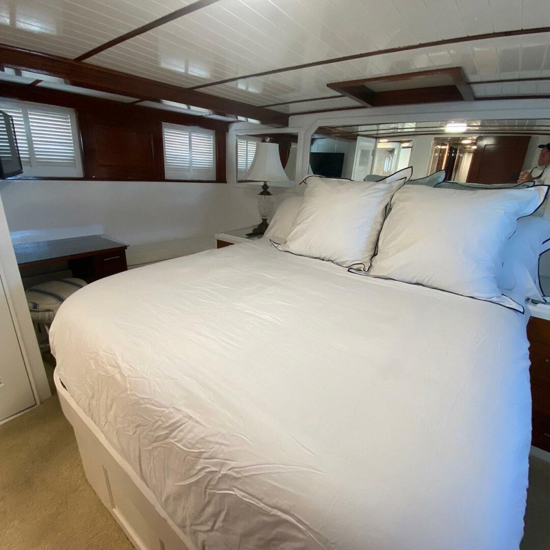 Trumpy-68 Motor Yacht 1954-Liberty Love Ft. Pierce-Florida-United States-5938443 | Thumbnail
