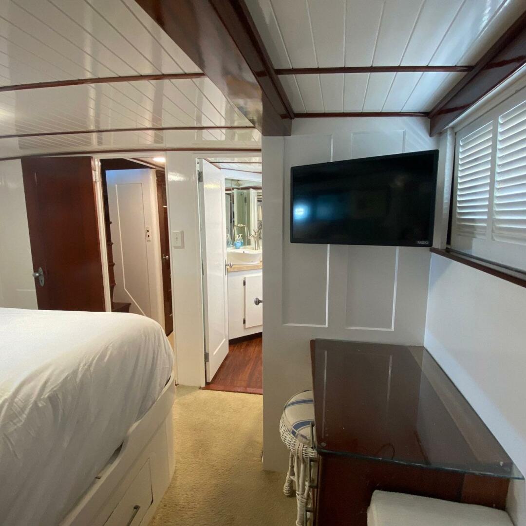 Trumpy-68 Motor Yacht 1954-Liberty Love Ft. Pierce-Florida-United States-5938444 | Thumbnail