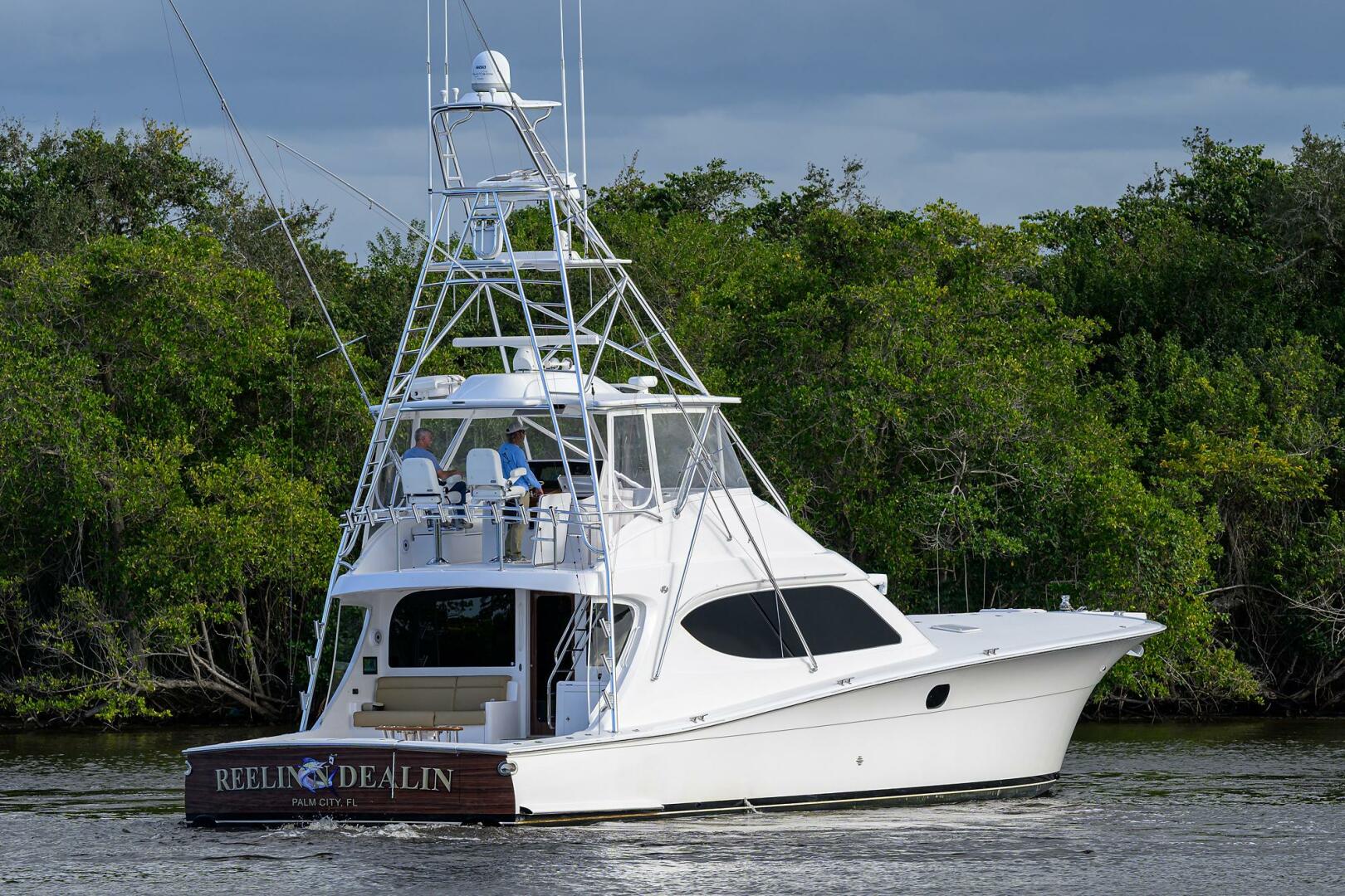 Hatteras-GT63 2013-Reelin N Dealin Palm City-Florida-United States-Hatteras 63 Reelin N Dealin  Exterior Profile-5934480 | Thumbnail