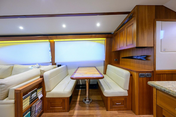 Hatteras-GT63 2013-Reelin N Dealin Palm City-Florida-United States-Hatteras 63 Reelin N Dealin  Interior Dinette-5934084