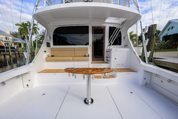 Hatteras-GT63 2013-Reelin N Dealin Palm City-Florida-United States-Hatteras 63 Reelin N Dealin  Exterior Cockpit-5934223