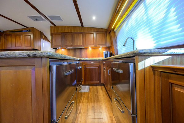 Hatteras-GT63 2013-Reelin N Dealin Palm City-Florida-United States-Hatteras 63 Reelin N Dealin  Interior Galley-5934086