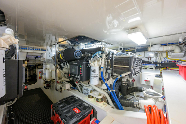 Hatteras-GT63 2013-Reelin N Dealin Palm City-Florida-United States-Hatteras 63 Reelin N Dealin  Engine Room-5934471