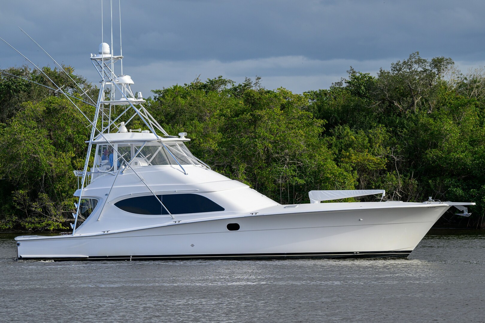 Hatteras-GT63 2013-Reelin N Dealin Palm City-Florida-United States-Hatteras 63 Reelin N Dealin  Exterior Profile-5933504 | Thumbnail
