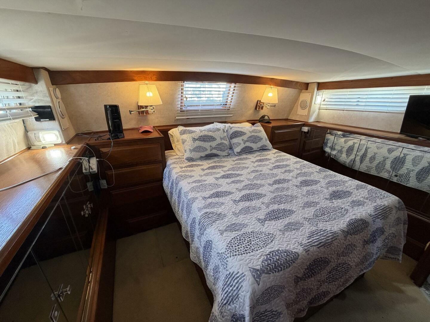 Viking-44 Motor Yacht 1987-Frayed Knot Folly Beach-South Carolina-United States-5934152 | Thumbnail