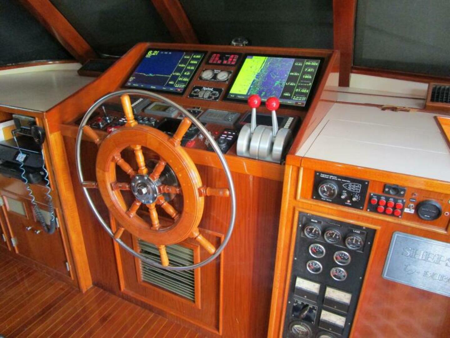 Burger-Flush Deck with Flybridge 1986-SHEPSL X Ft. Lauderdale-Florida-United States-Pilothouse Helm  -5935176 | Thumbnail