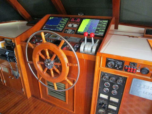 Burger-Flush Deck with Flybridge 1986-SHEPSL X Ft. Lauderdale-Florida-United States-Pilothouse Helm  -5935176