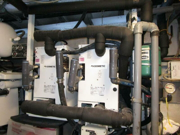 Burger-Flush Deck with Flybridge 1986-SHEPSL X Ft. Lauderdale-Florida-United States-A/C Plant  -5935257