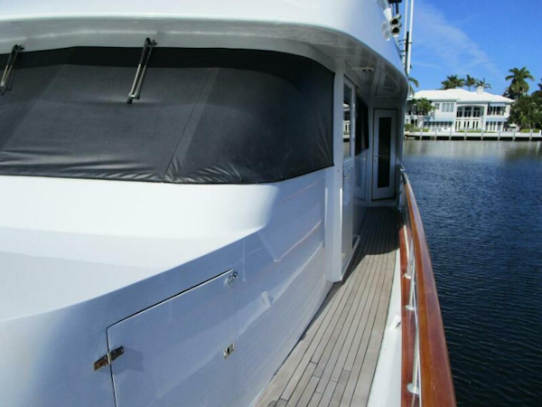 Burger-Flush Deck with Flybridge 1986-SHEPSL X Ft. Lauderdale-Florida-United States-Side Deck  -5935223