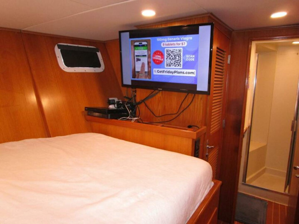 Burger-Flush Deck with Flybridge 1986-SHEPSL X Ft. Lauderdale-Florida-United States-Captains Cabin -5935246