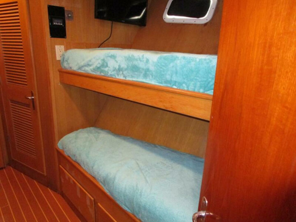 Burger-Flush Deck with Flybridge 1986-SHEPSL X Ft. Lauderdale-Florida-United States-Crew Berths -5935248