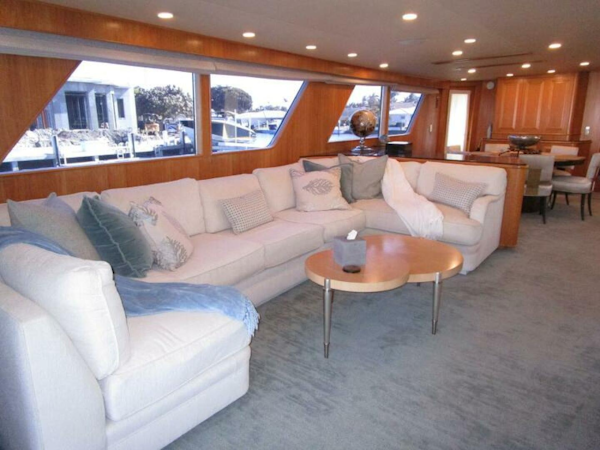 Burger-Flush Deck with Flybridge 1986-SHEPSL X Ft. Lauderdale-Florida-United States-Salon Sofa Looking Forward  -5935194