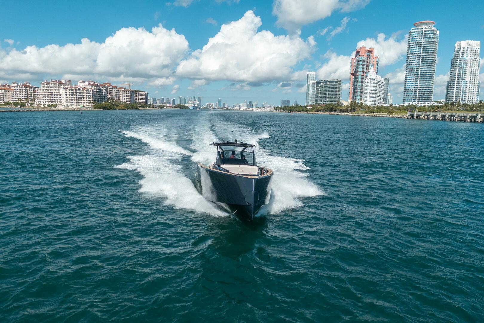 Pardo Yachts-43 2023-MORGAN 1 Miami Beach-Florida-United States-5965178 | Thumbnail