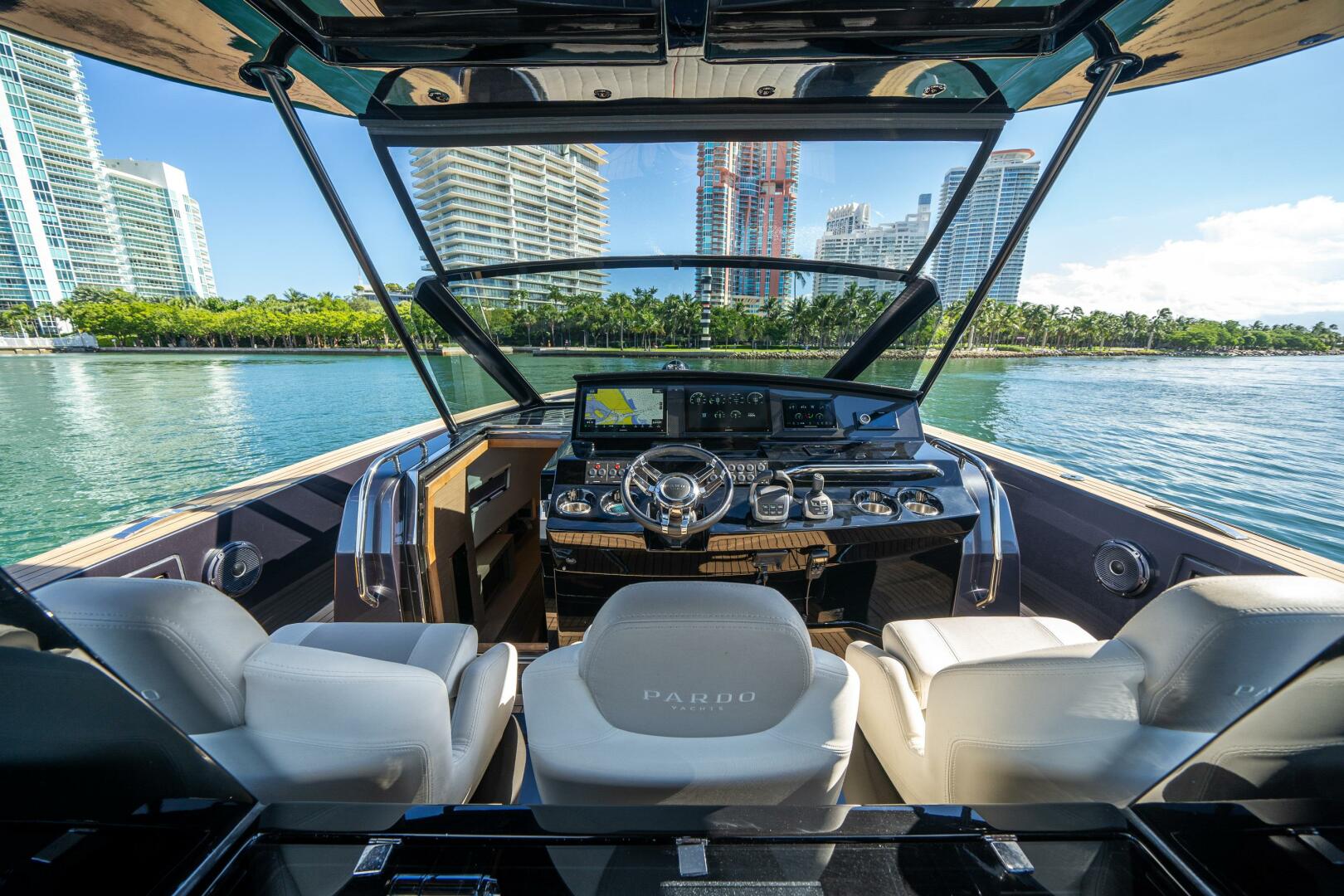 Pardo Yachts-43 2023-MORGAN 1 Miami Beach-Florida-United States-5965193 | Thumbnail