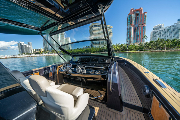 Pardo Yachts-43 2023-MORGAN 1 Miami Beach-Florida-United States-5965192