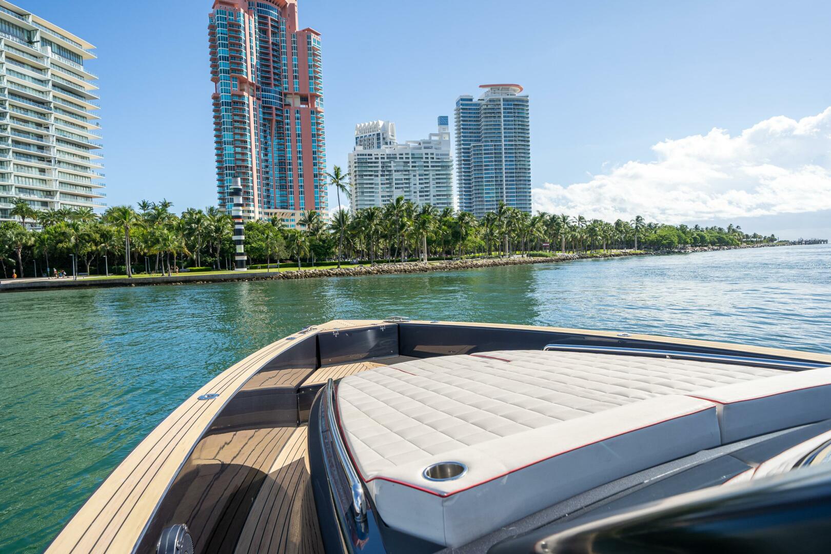 Pardo Yachts-43 2023-MORGAN 1 Miami Beach-Florida-United States-5965189 | Thumbnail
