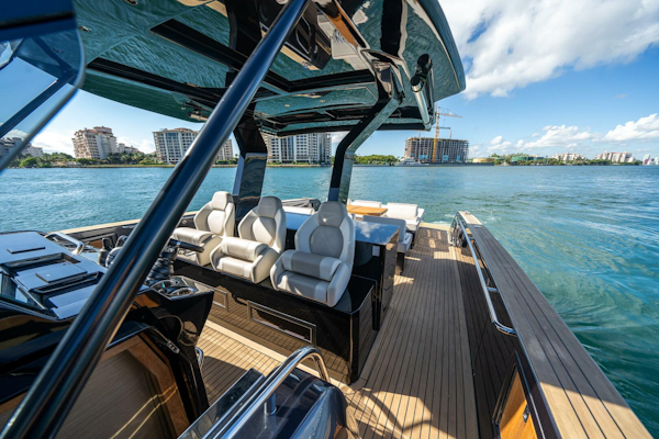 Pardo Yachts-43 2023-MORGAN 1 Miami Beach-Florida-United States-5965196