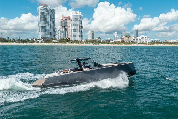 Pardo Yachts-43 2023-MORGAN 1 Miami Beach-Florida-United States-5965182