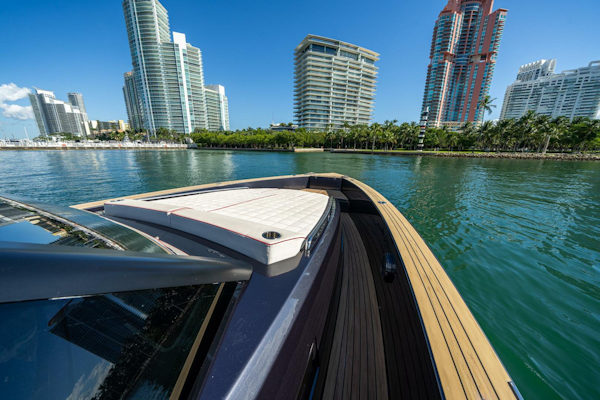 Pardo Yachts-43 2023-MORGAN 1 Miami Beach-Florida-United States-5965191