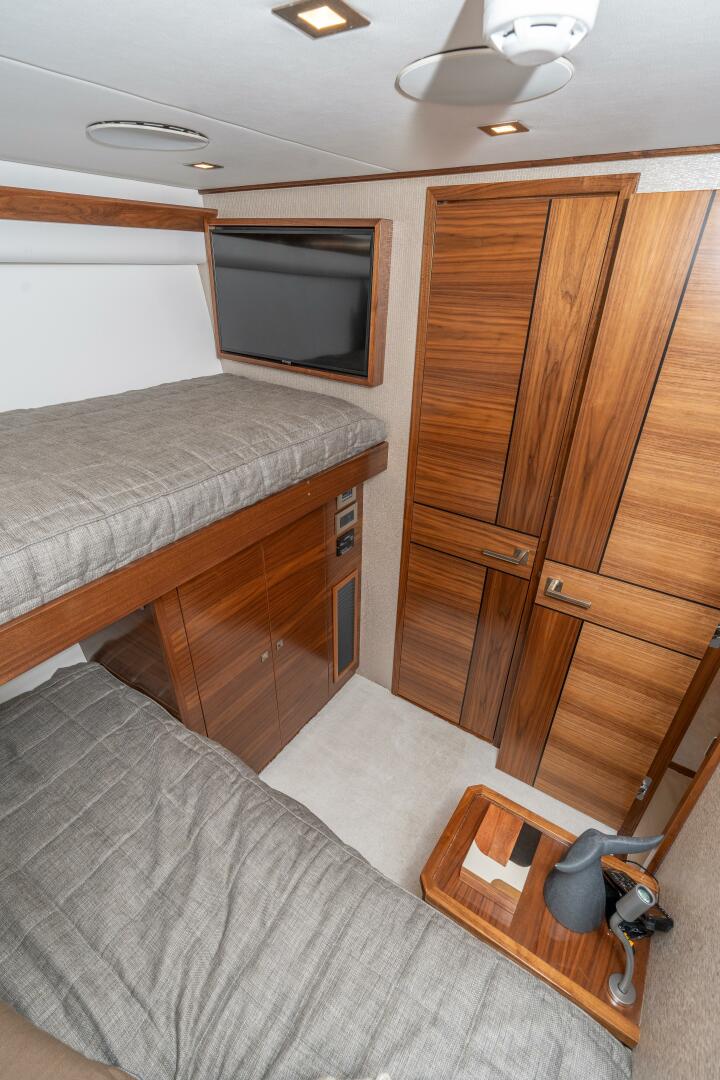 Viking-90C 2025-Zatara Anna Maria -Florida-United States-2025 Viking 90C Zatara -5939747 | Thumbnail