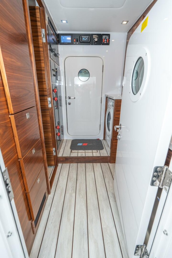 Viking-90C 2025-Zatara Anna Maria -Florida-United States-2025 Viking 90C Zatara -5939790