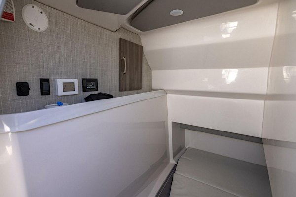 Regal-LX 36 2022-Absolutely Knot New Smyrna Beach-Florida-United States-5941314