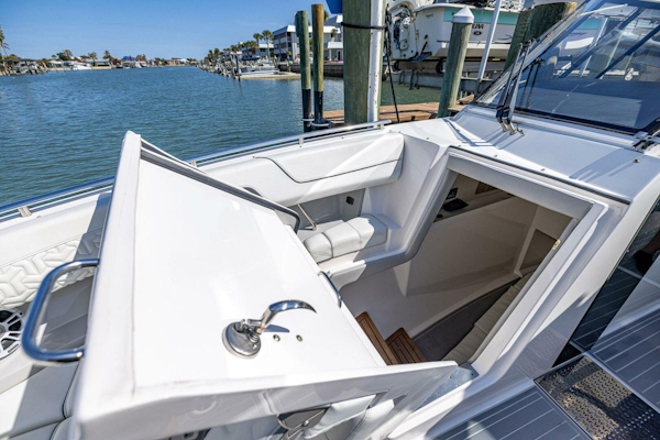 Regal-LX 36 2022-Absolutely Knot New Smyrna Beach-Florida-United States-5941312
