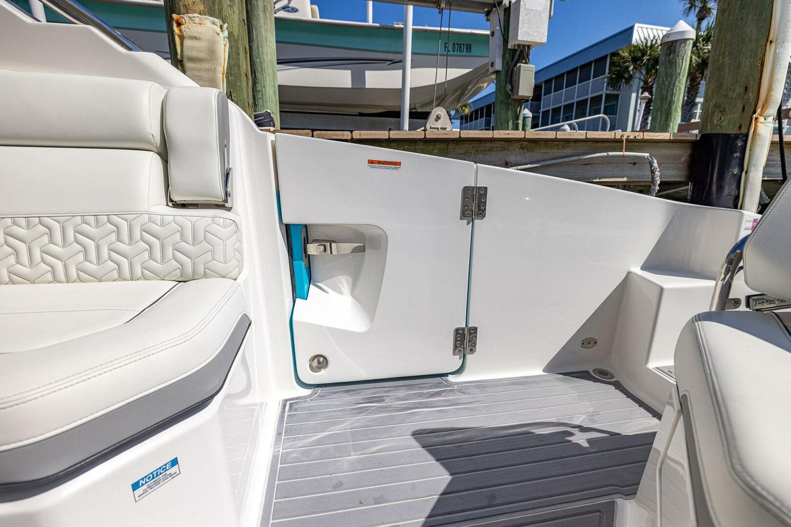 Regal-LX 36 2022-Absolutely Knot New Smyrna Beach-Florida-United States-5941352 | Thumbnail