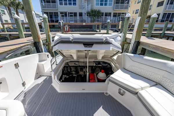 Regal-LX 36 2022-Absolutely Knot New Smyrna Beach-Florida-United States-5941345