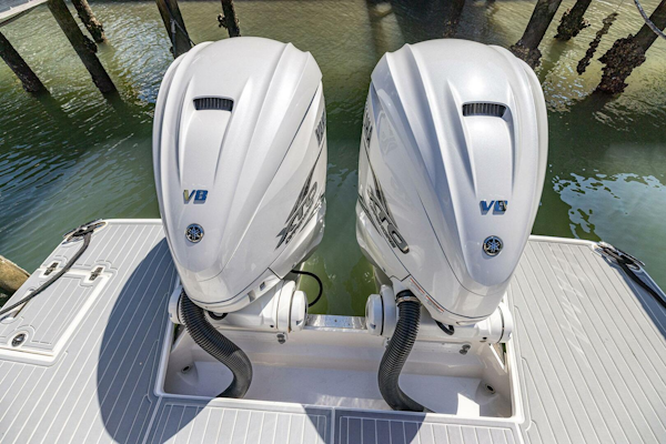 Regal-LX 36 2022-Absolutely Knot New Smyrna Beach-Florida-United States-5941360