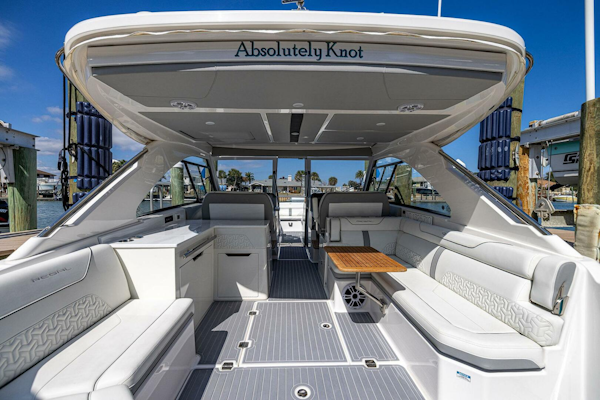 Regal-LX 36 2022-Absolutely Knot New Smyrna Beach-Florida-United States-5941338
