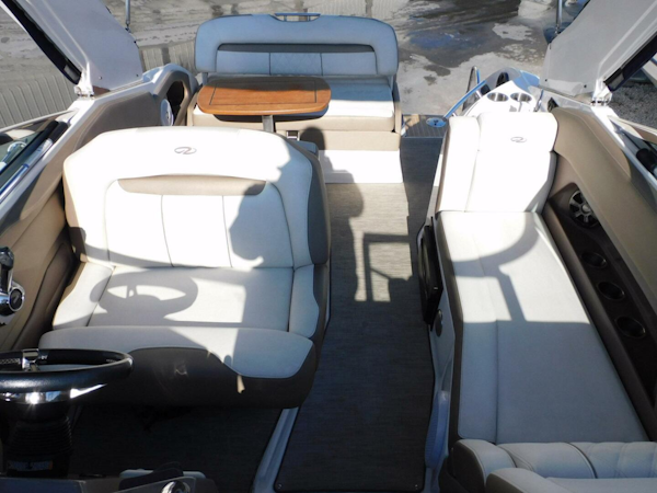 Regal-28 Express 2019-Livin on a Prayer Merritt Island-Florida-United States-5942665