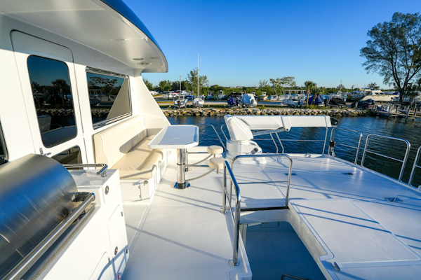 Marlow-Explorer 70E-CB 2025-ENTERPRISE Clearwater-Florida-United States Upper Aft Deck Facing Starboard-5944275