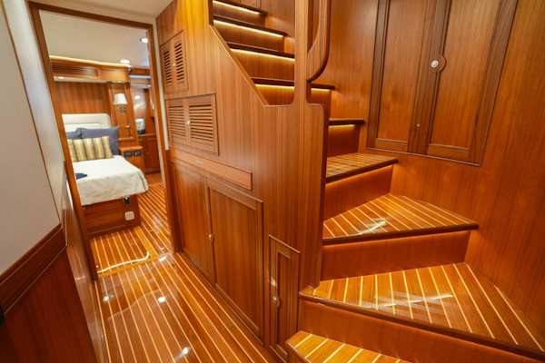 Marlow-Explorer 70E-CB 2025-ENTERPRISE Clearwater-Florida-United States-Companionway Facing Port Aft-5944249
