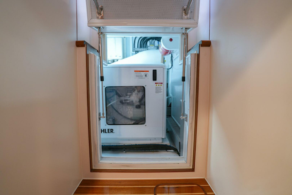 Marlow-Explorer 70E-CB 2025-ENTERPRISE Clearwater-Florida-United States-Lift Up Storage-5944286