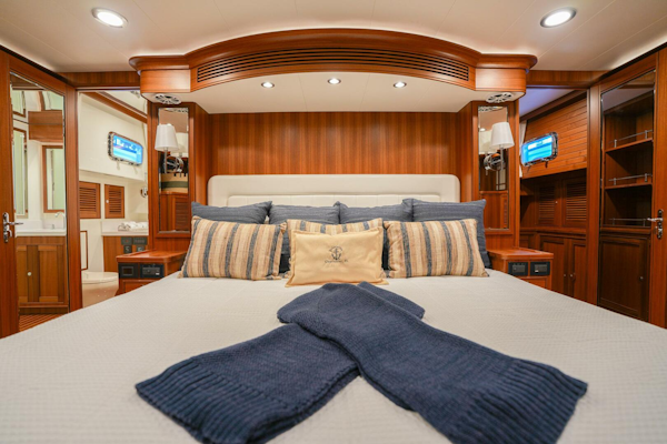 Marlow-Explorer 70E-CB 2025-ENTERPRISE Clearwater-Florida-United States-Master Stateroom Facing Aft-5944257