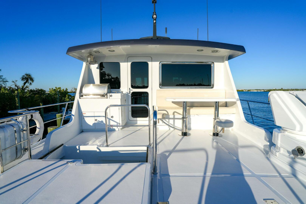 Marlow-Explorer 70E-CB 2025-ENTERPRISE Clearwater-Florida-United States-Upper Aft Deck Facing Forward-5944274