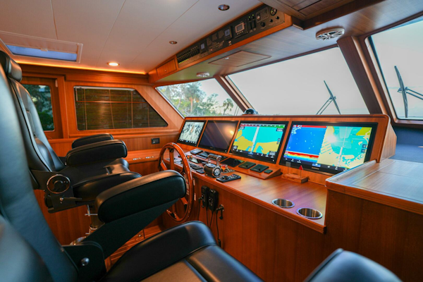 Marlow-Explorer 70E-CB 2025-ENTERPRISE Clearwater-Florida-United States-Command Bridge Facing Forward Port-5944266