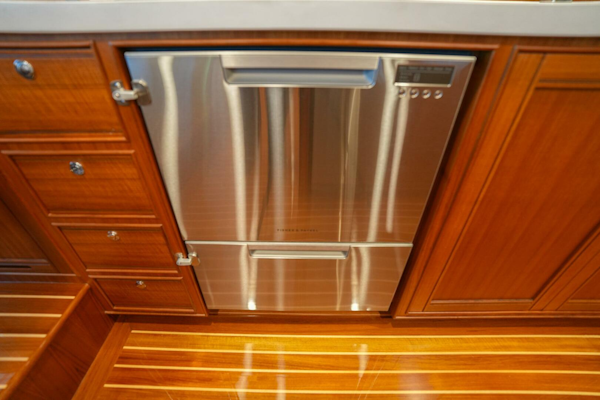 Marlow-Explorer 70E-CB 2025-ENTERPRISE Clearwater-Florida-United States-Galley Dishwasher-5944243