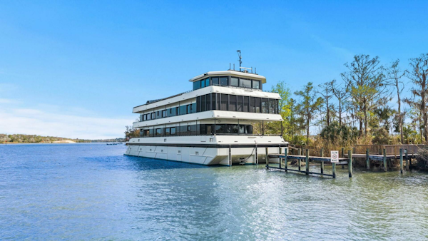 Breaux Brothers-120 GLV 2025-Shine Down Apalachicola-Florida-United States-5990269