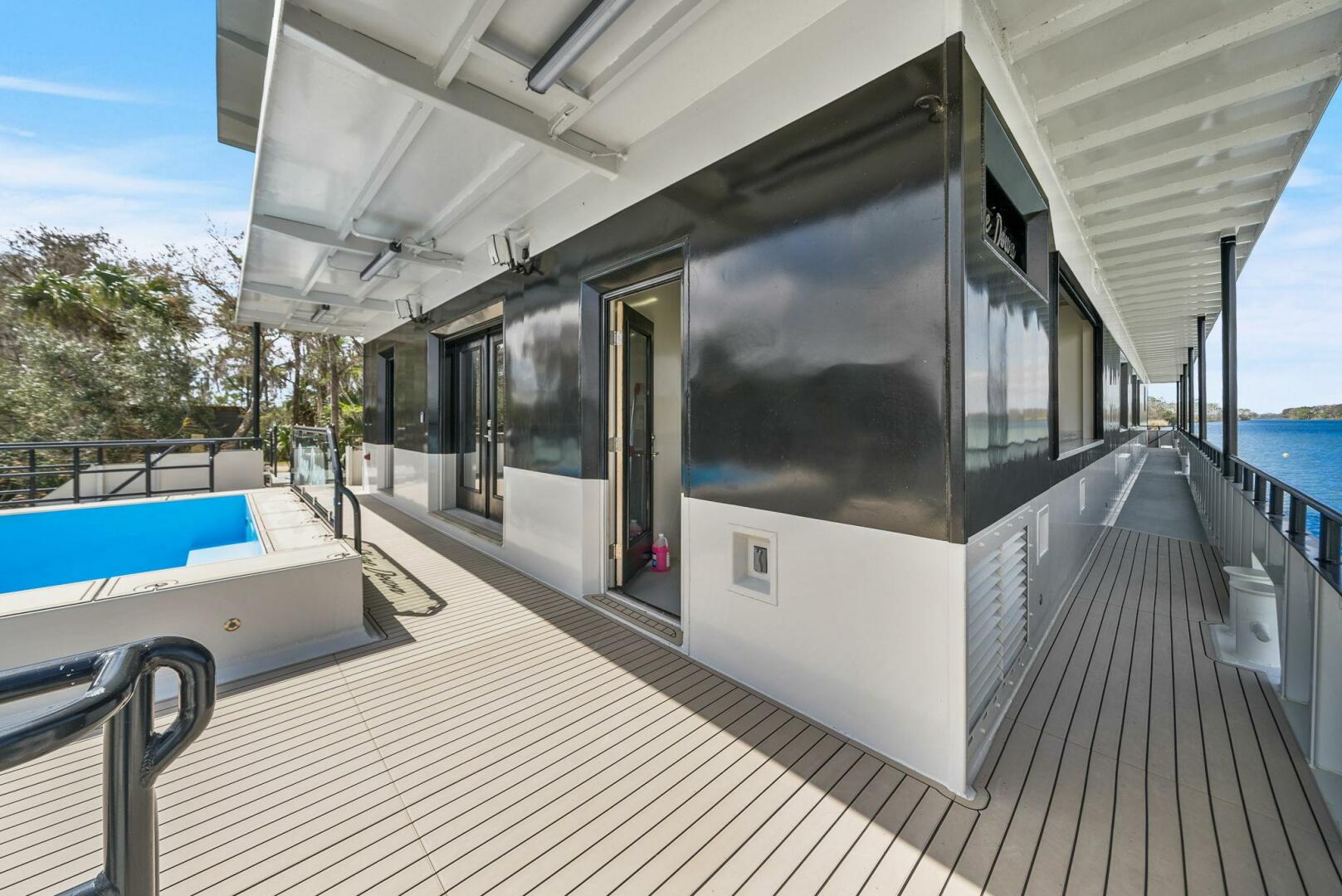 Breaux Brothers-120 GLV 2025-Shine Down Apalachicola-Florida-United States-5990315 | Thumbnail