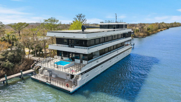 Breaux Brothers-120 GLV 2025-Shine Down Apalachicola-Florida-United States-5990266