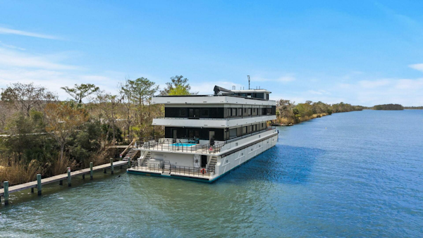 Breaux Brothers-120 GLV 2025-Shine Down Apalachicola-Florida-United States-5990240