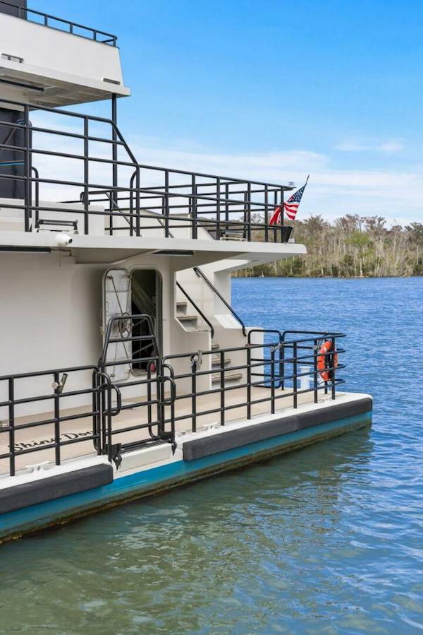 Breaux Brothers-120 GLV 2025-Shine Down Apalachicola-Florida-United States-5990480